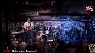 'Rattlesnake Torpedos' live aus dem Rattlesnake Saloon