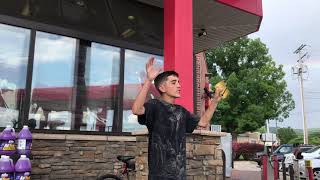 Gas Station Gospel Preaching / Declaring Christ Crucified [Temple, PA 2021]