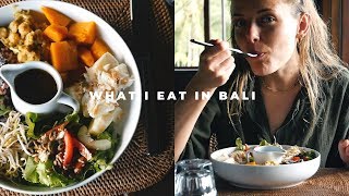 what I eat in a day in Bali // vegan