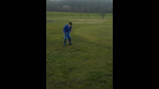 Alex falls on his arse playing golf