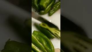 Cutting pepper #satisfying #trendingshorts #trendingvideo #trending #viralshorts #viralvideo #shorts