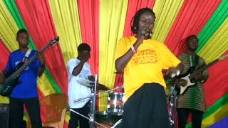 YOUTH WORSHIP | MIRACLE VOICE : Power belongs to Jesus of Mercy Chinwo. #geraudmediatv