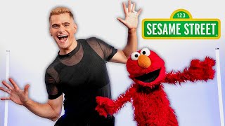 I'M ON SESAME STREET (behind the scenes)