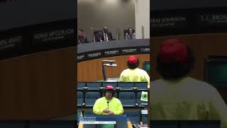 Pedro sings Encarnacion to City Council members in Dallas, Texas