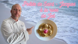 Recette de la poêlée de coquilles Saint Jacques à la rose simple et rapide à réaliser et goûteuse.