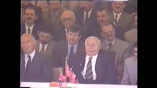 Erbakan Hoca Kayseri'de Temel Atma Törenlerine Katılıyor 1994 #erbakan #refahpartisi #kayseri