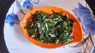 Murungai keerai poriyal | Drumstick leaf foogath