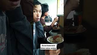 Kameramen mukbang nasi di warteg #shorts #viral #makan #jokes #lucu #kocak #dokterkuliners #kuliner