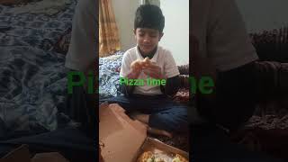 #pizza #pizza #enjoying  #yummy  ||arham salar vlogs smart kids ||