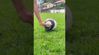 TUTORIAL DE COMO CHUTAR FORTE #futebol #shorts #comedia