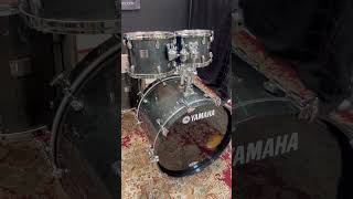 Yamaha Maple Custom Absolute Nouveau Drum Set in Black Sparkle