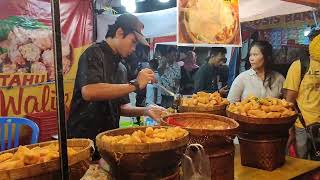 SUASANA PASAR MALAM DI ALUN - ALUN KOTA JEMBER !!! SERUU BANYAK JAJANAN STREAT FOODNYA GAISS