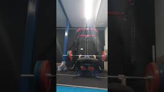 130kg bench press x 1