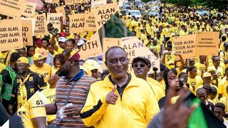 ALAN SHAKES KUMASI WITH MEGA WALK.