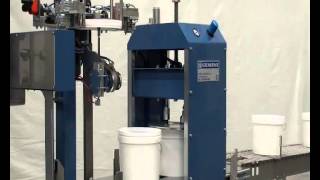 Automatic Lid Placing & Closing - Gemini Techniek - DISPENSING, FILLING & CLEANING