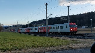 Warten am Bahnübergang: CityJet und Wendezug in Mariahof- St. Lambrecht  - Smartphonevideo.