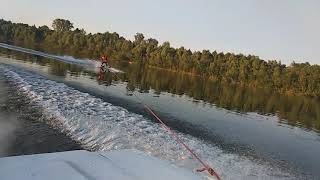 Амур М буксировка воднолыжника