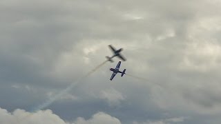 300. Video! - Extra 330 Formation auf dem Oldtimer Fliegertreffen Hahnweide 2013