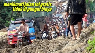 Berdesakan antri menikmati infrastruktur gratis, tidak di pungut biaya