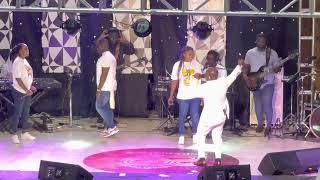 FRANCIS AMO'S  ENERGETIC PERFORMANCE AT ERNEST OPOKU'S 20 YEARS  ANNIVERSARY CONCERT IN KUMASI