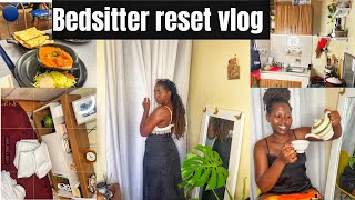 SLOW LIVING IN NAIROBI| A Day in The Life of a Kenyan Girl🧺🍃| Bedsitter Cleaning |Grocery Shopping