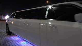 Chrysler 300 Stretch Limo 8pax