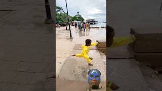 ade jangan lompat itu bahaya 😱😭 #music #prank #pool #beach #shortvideo