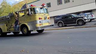 Cool old firetruck. #firetruck #truck #parade #cool