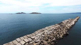 Courir sur la digue de Marseille