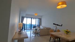 Marina Bay Suites(1)