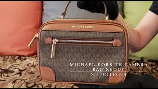 MICHAEL KORS TRAVEL TH CAMERA BAG CROSSBODY | 35T9GTFC2B