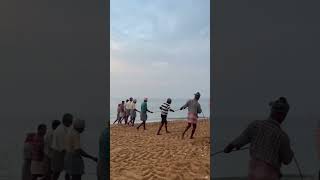 ഓരോ പുലരിയും ഓരോ പ്രതീക്ഷകളാണ്..!! 📍@shangumugam_beach #youtubeshorts