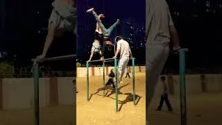 Calisthenics with friends🤸🤞🏻💪😜 | handstand |calisthenic basic move #badalcalisthenics #shorts