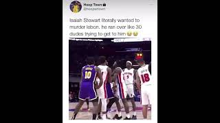 Isaiah Stewart went crazy on Lebron