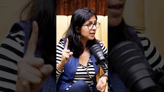 क्या swati maliwal दूसरी पार्टियों से मिली हुई हैं? #swatimaliwal #shorts #youtubeshorts