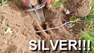 Cutting through Roots for an Amazing SILVER Relic! PA Relic Hunters