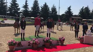 Siegerehrung: Lena Binder gewinnt den Children Grand Prix in  Gorla Minore