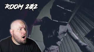 What is going on in Room 202? | Room 202 (indie horror game)