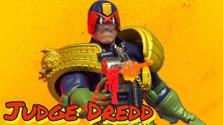 HIYA TOYS Impresses with JUDGE DREDD!