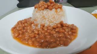 white rice with  beans and garlic tostones