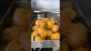 FAMOUS KARAD'S VADAPAV 💛🤤 #shorts #food #youtubeshorts #trending #reels