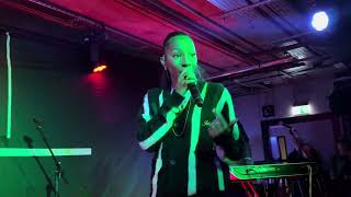 Nia Smith-Find Someone Like You (Snoh Aalegra cover) @ The Lower Third, 7th November 2024