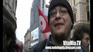 Tiziano De Simone - Manifestazione no alla privatizzazione acqua - Roma 20 marzo 2010