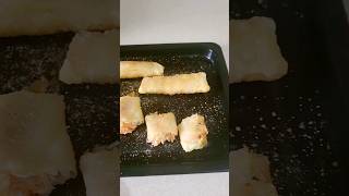 spring roll #streetfood #foodie #springroll #ytshorts #mintsrecipes #recipeshorts #recipe #food