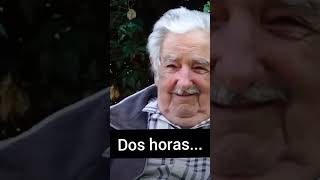 Reflexiones de Pepe Mujica: Desafiando la Creencia en el Hombre como Animal Trabajado