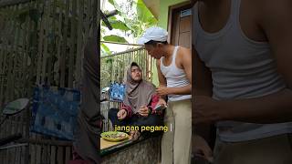 [mata hitam] jangan main hp teros