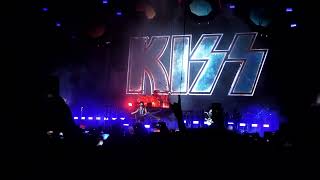 Começo do show do Kiss em Porto Alegre em 26-4-2022