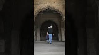 A stroll through the historic lanes of the Red Fort