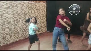 madhuri dance class