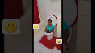 this'baby girl needed to cool down in the toilet 🚽😂